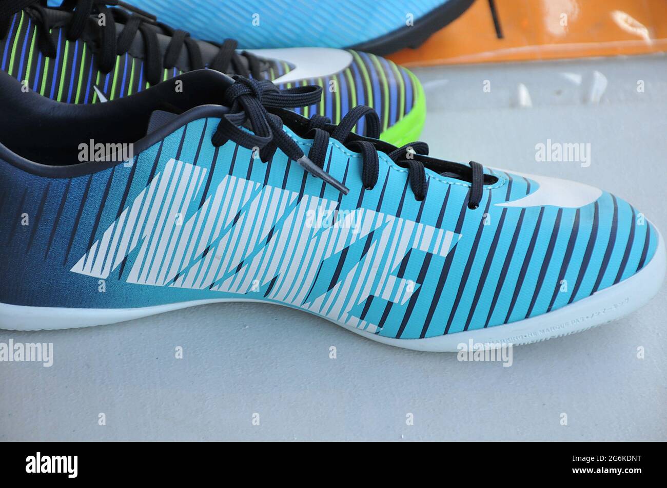 Kopenhagen Dänemark./14.April 2020 /Nike Sneaker oder Schuhauslage zum Verkauf während der covid-19 in Dänemark. (Foto..Francis Dean / Deanpictures). Stockfoto