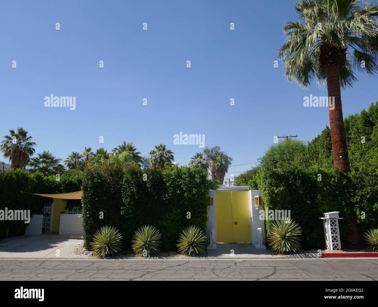 Palm Springs, California, USA 24. Juni 2021 EINE allgemeine Sicht auf die Atmosphäre des Hauses/Hauses von Sänger SIA am 24. Juni 2021 in Palm Springs, Kalifornien, USA. Foto von Barry King/Alamy Stockfoto Stockfoto
