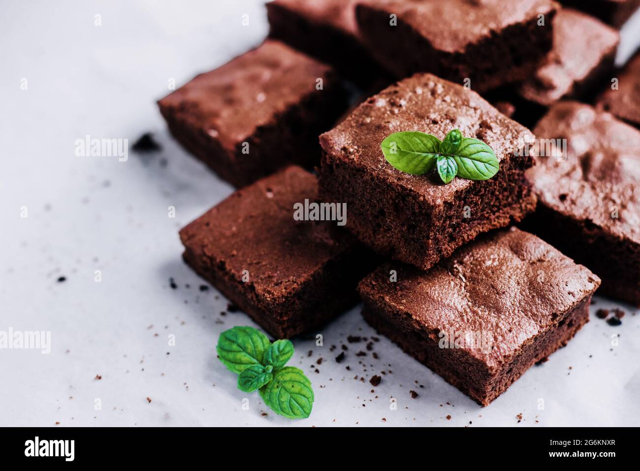 Schokoladen-Brownie-Kuchen aus nächster Nähe Stockfoto