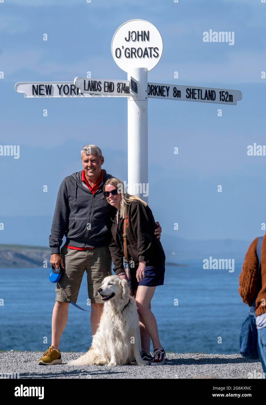 Touristenschild in John'O Groats, Caithness Scotland, dem nördlichsten bewohnten Ort auf dem britischen Festland. Stockfoto