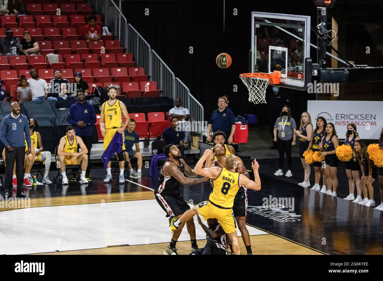 Edmonton, Kanada. Juli 2021. Jordan Baker (8) aus Edmonton Stingers wurde während der Canadian Elite Basketball League 2021 zwischen den Ottawa Black Jacks und den Edmonton Stingers im Edmonton Expo Center in Aktion gesehen. (Endergebnis; Ottawa Black Jacks 87:104 Edmonton Stingers) (Foto: Ron Palmer/SOPA Images/Sipa USA) Quelle: SIPA USA/Alamy Live News Stockfoto