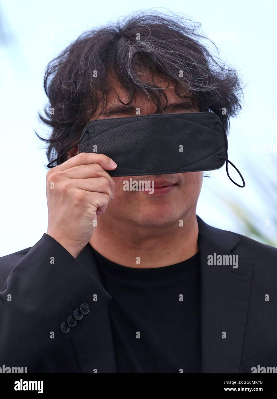 Cannes, Frankreich. Juli 2021. Bong Joon-Ho kommt am Mittwoch, den 7. Juli 2021, zu einer Fotoschau während der 74. Internationalen Filmfestspiele von Cannes in Cannes, Frankreich. Foto von David Silpa/UPI Credit: UPI/Alamy Live News Stockfoto