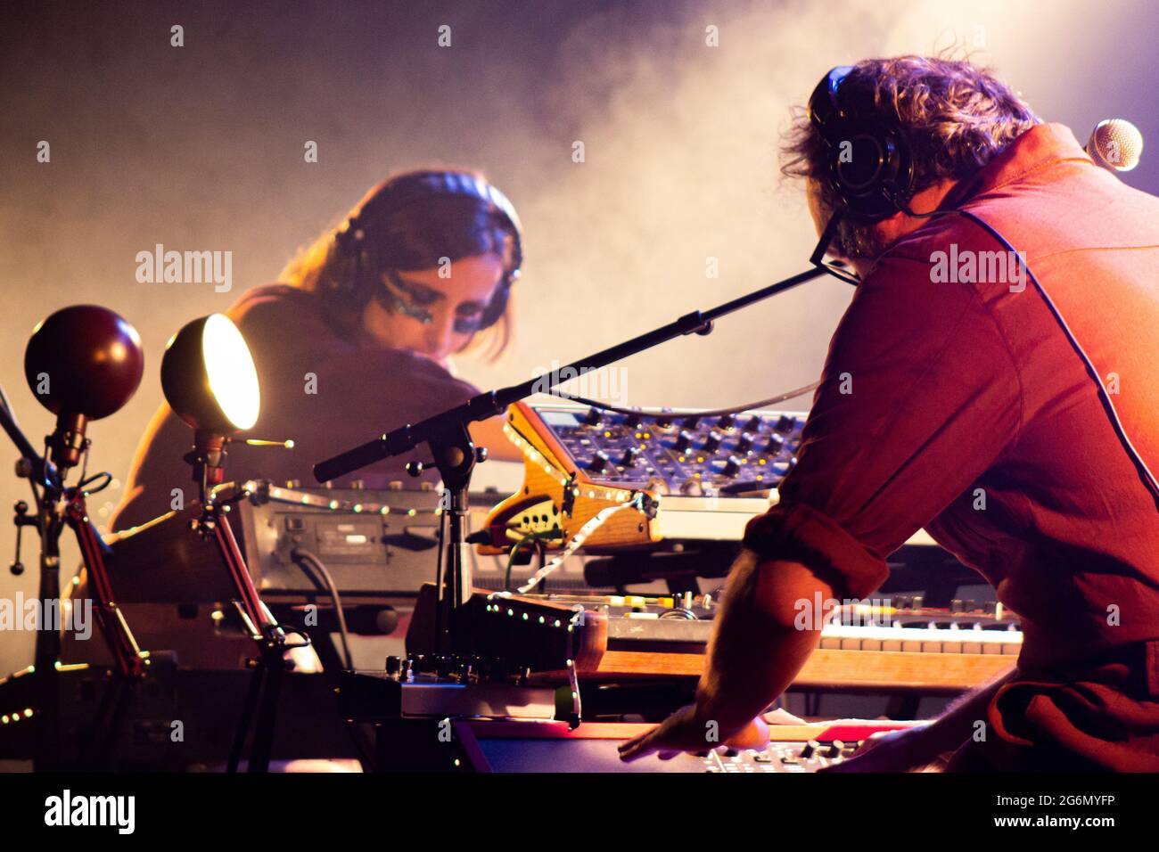 BARCELONA, ESPAÑA. 2021.01.28.  juno en concierto como parte Festival Millenni en la Sala Barts Stockfoto