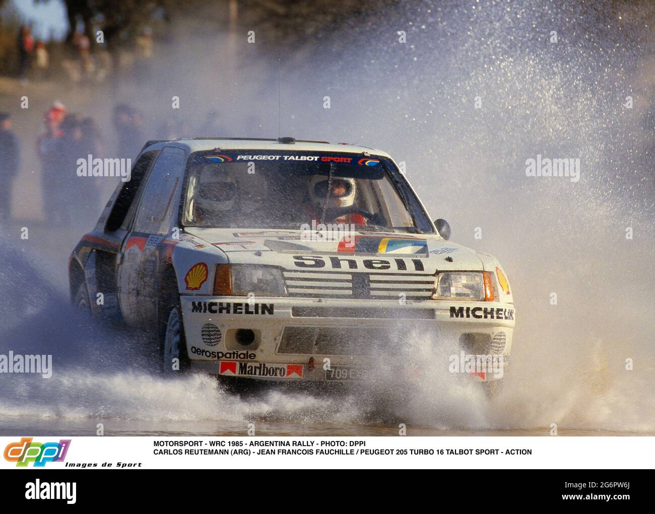 MOTORSPORT - WRC 1985 - ARGENTINIEN RALLYE - FOTO: DPPI CARLOS REUTEMANN (ARG) - JEAN FRANCOIS FAUCHILLE / PEUGEOT 205 TURBO 16 TALBOT SPORT - ACTION GUE Stockfoto