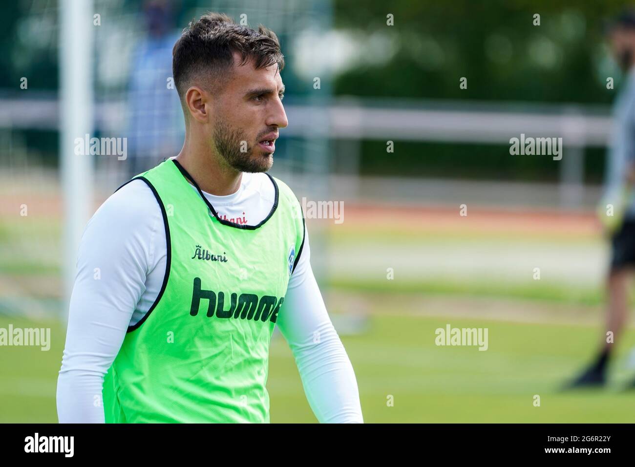 Nyborg, Dänemark. Juli 2021. Bashkim Kadrii (12) von ob ist vor einem Testspiel zwischen Odense Boldklub und Broendby IF im Nyborg Idraetspark in Nyborg am vorabend. (Foto: Gonzales Photo/Alamy Live News Stockfoto