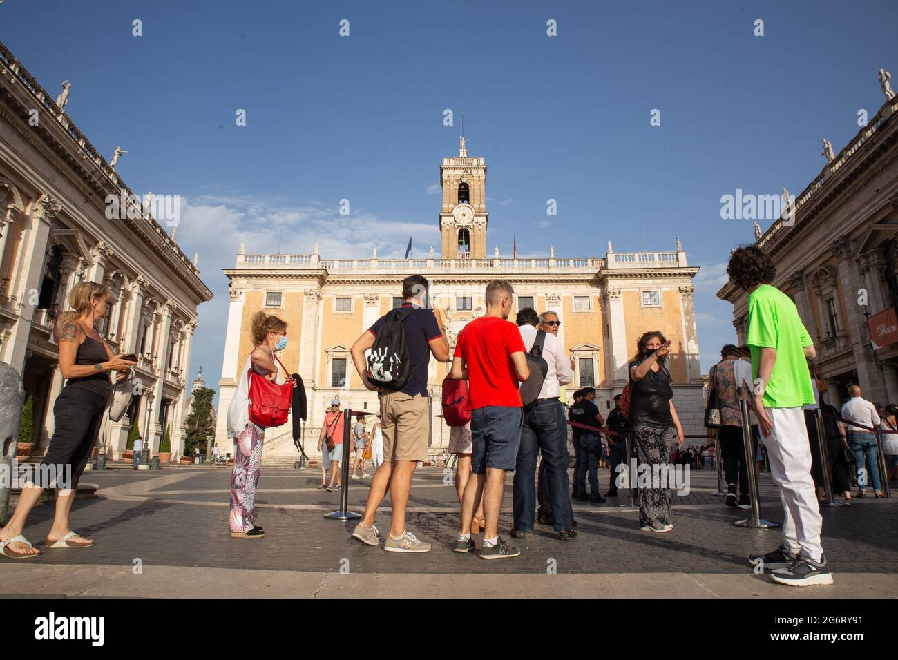 Rom, Italien. Juli 2021. Am 7. Juli 2021 wurde auf der Piazza del Campidoglio in Rom, Italien, Auf Wiedersehen an die Carrà von Rafaella gesagt. (Foto: Matteo Nardone/Pacific Press/Sipa USA) Quelle: SIPA USA/Alamy Live News Stockfoto