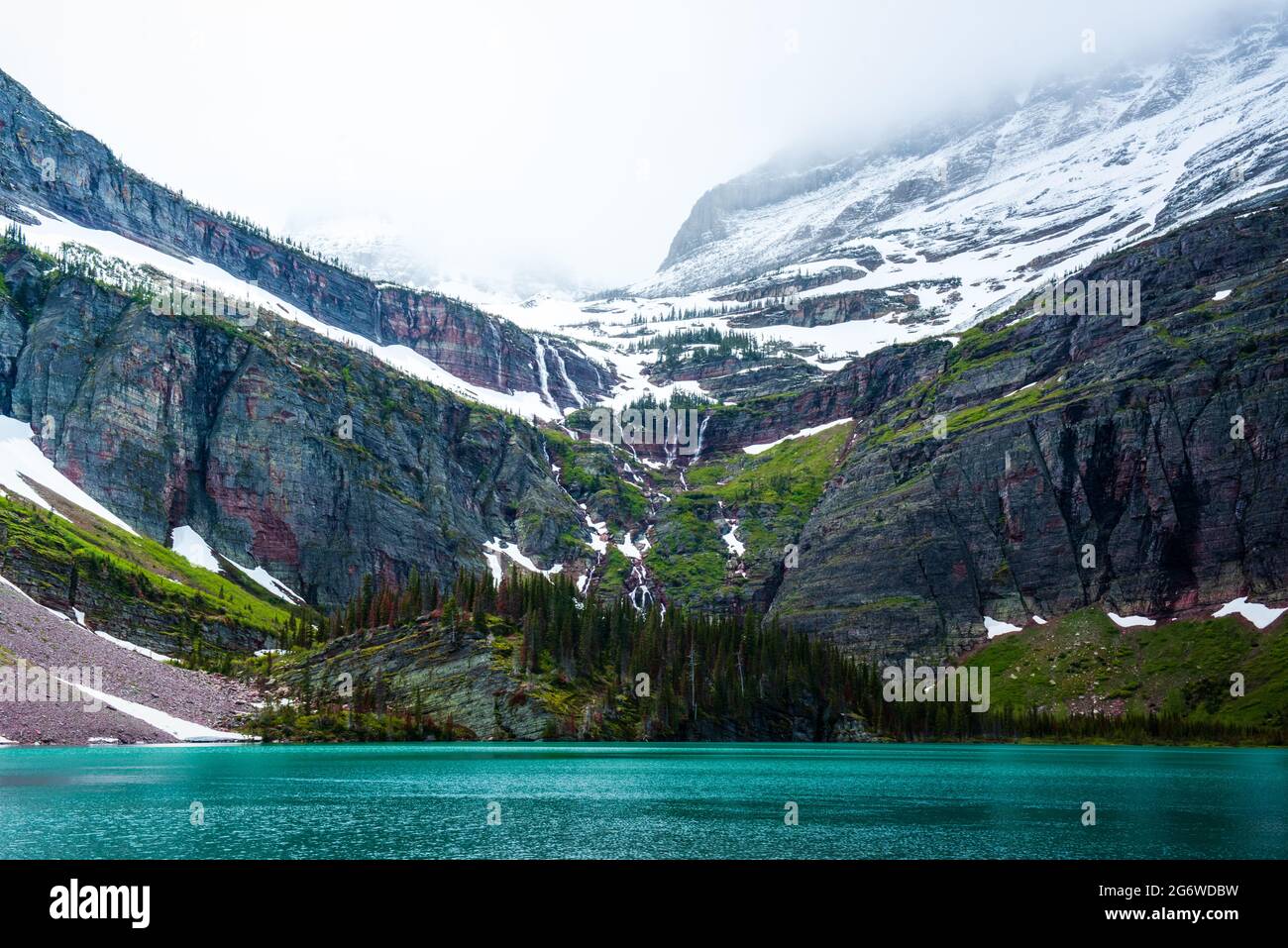 Grinnell Lake an einem bewölkten Tag Stockfoto