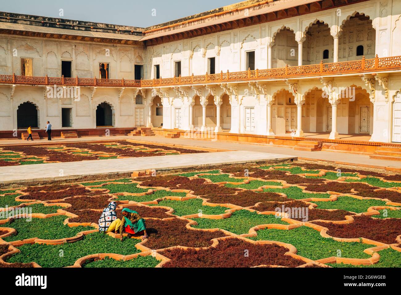 Agra, Indien - 30. November 2017 : Agra Fort Garden Stockfoto