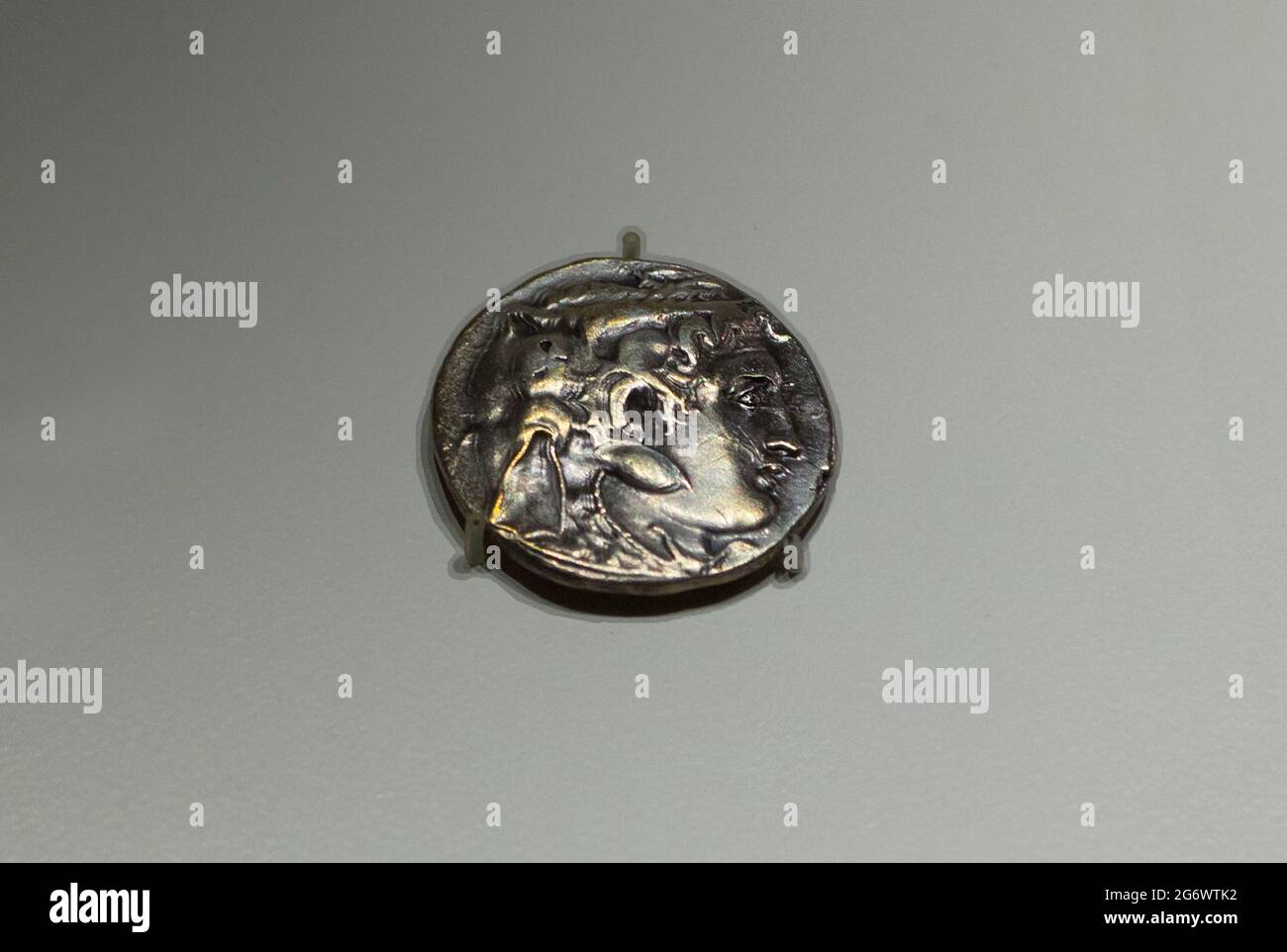 Tetradrachme von Ptolemäus I. mit Porträt Alexander des Großen Silbers. Alexandria, 310 v. Chr. National Archaelogical Museun Stockfoto