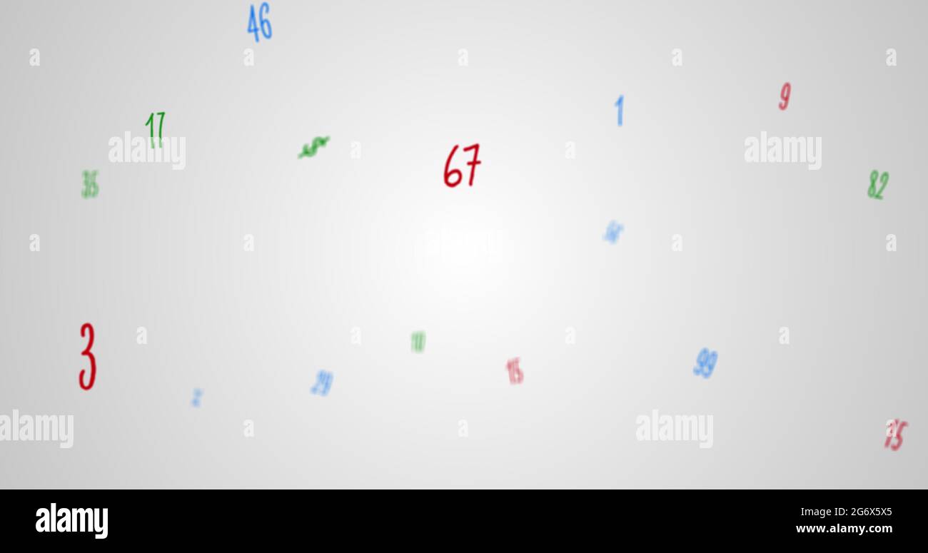 Digitales Bild von bunten, zufallsreichen Buchstaben und Zahlen, die sich vor weißem Hintergrund bewegen Stockfoto