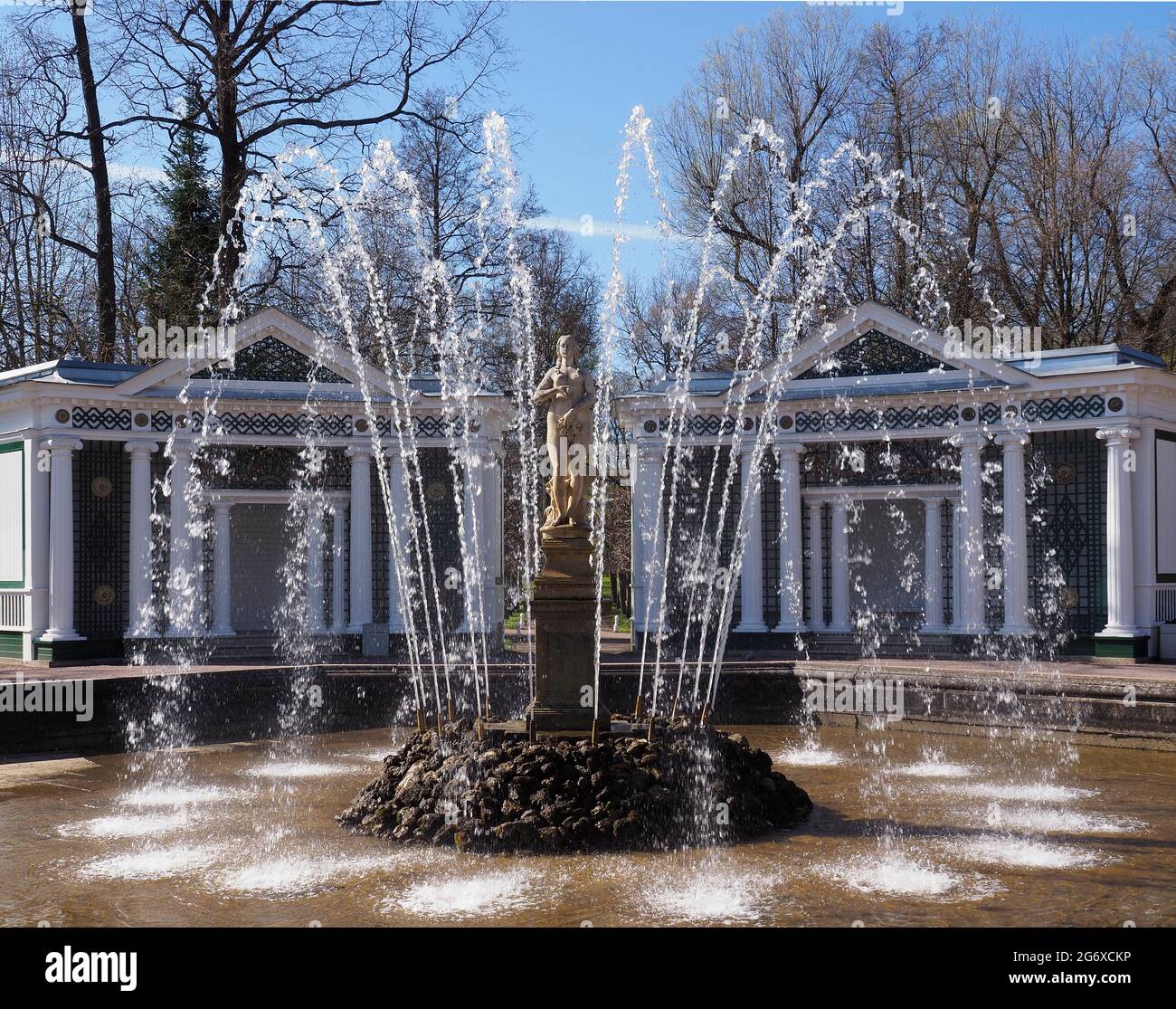 Eine Bootstour durch die baltischen Städte Stockfoto