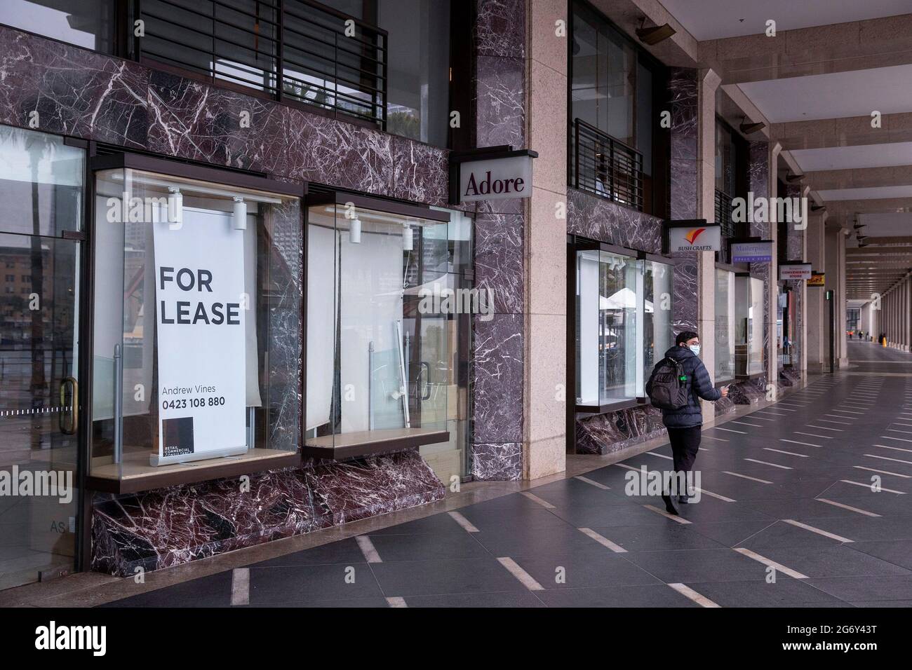 Sydney, Australien. Juli 2021. Am 9. Juli 2021 wird in Sydney, Australien, ein leasing-Geschäft angeboten. ZUM FEATURE: Business as unusual, small businesses in Sydney wittering COVID-19 lockdown Credit: Bai Xuefei/Xinhua/Alamy Live News Stockfoto