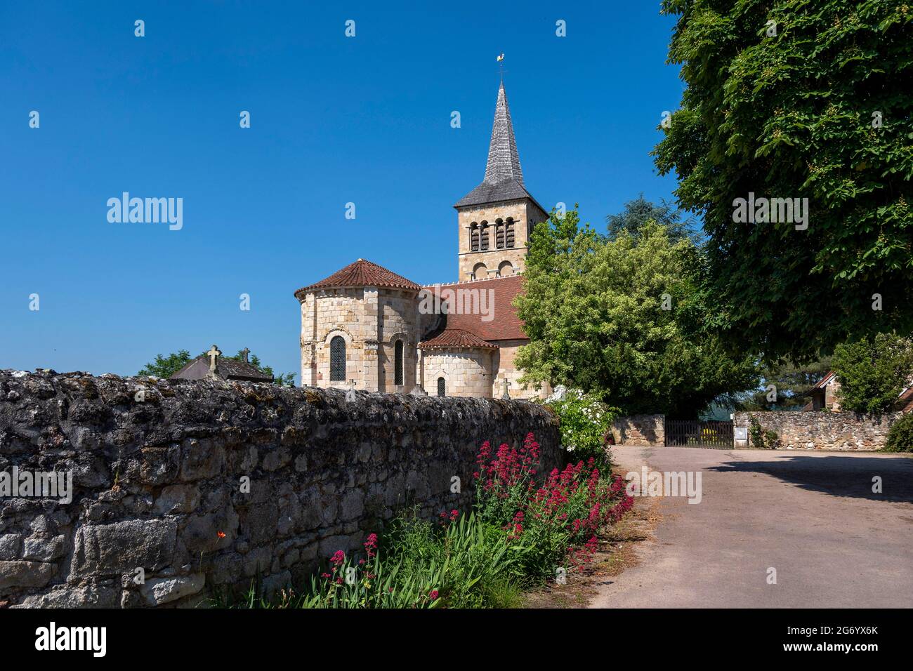 Kirche Saint-Pierre de Chateloy in der Gemeinde Herisson, Departement Allier, Auvergne-Rhone-Alpes, Frankreich Stockfoto