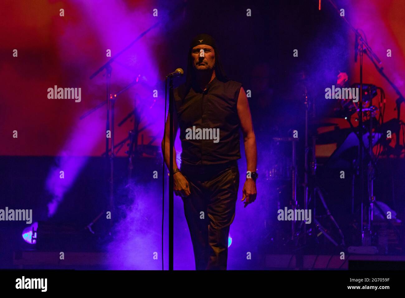 Foto vom ersten großen Konzert nach den COVID-Einschränkungen in der Zagreb Hall der slowenischen Industrieband Laibach, Julay 2012. Stockfoto