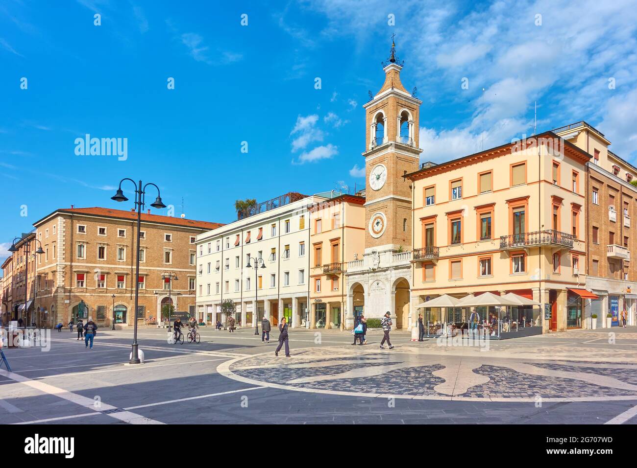 Rimini, Italien - 25. Februar 2020: Platz der drei Märtyrer (Piazza Tre Martiri) in Rimini, Emilia-Romagna Stockfoto