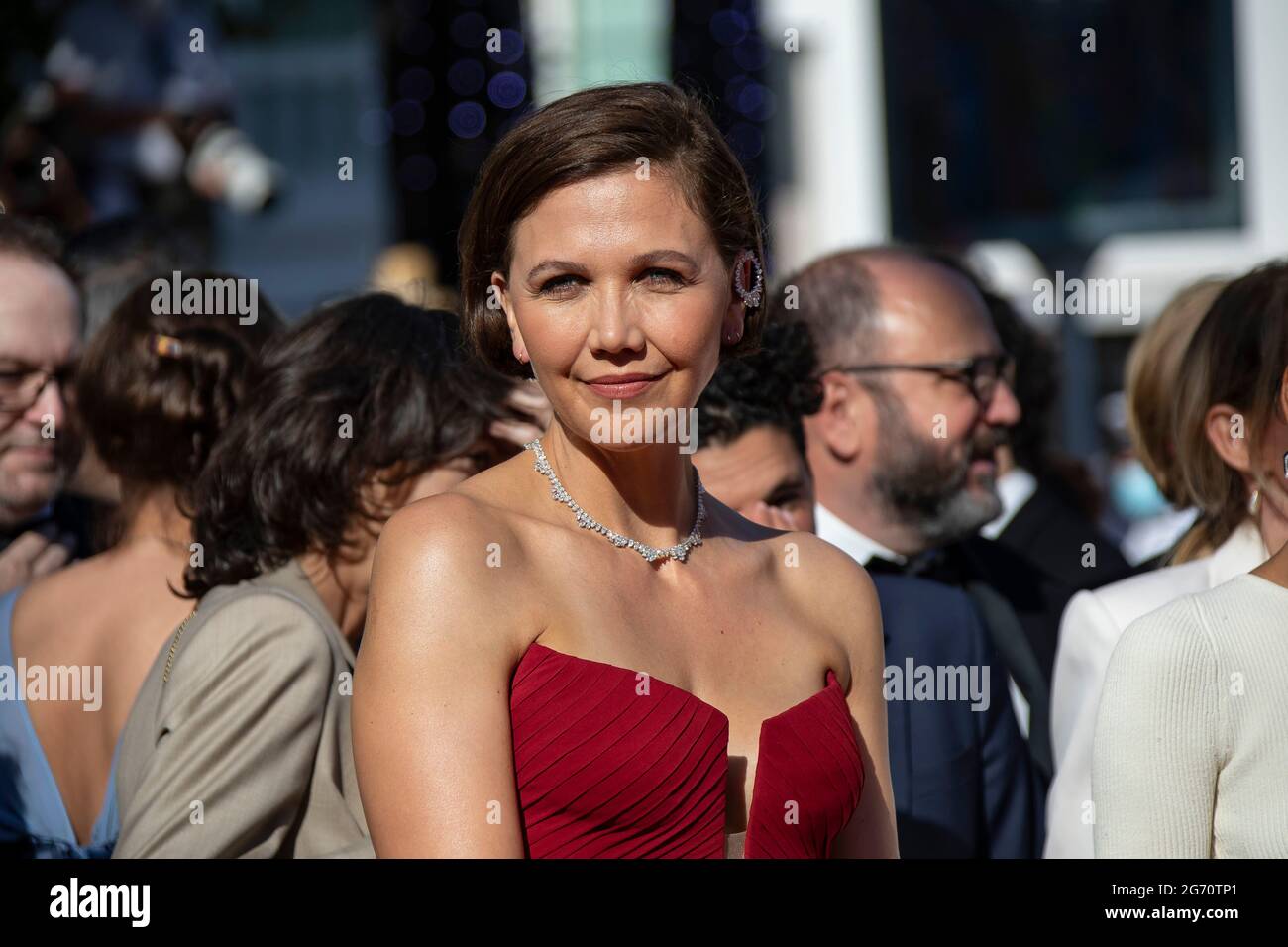 Cannes, Frankreich. Juli 2021. Maggie Gyllenhaal nimmt an der Vorführung von „Benedetta“ während der 74. Jährlichen Filmfestspiele von Cannes am 09. Juli 2021 in Cannes, Frankreich, Teil. Kredit: Imagespace/Alamy Live Nachrichten Stockfoto