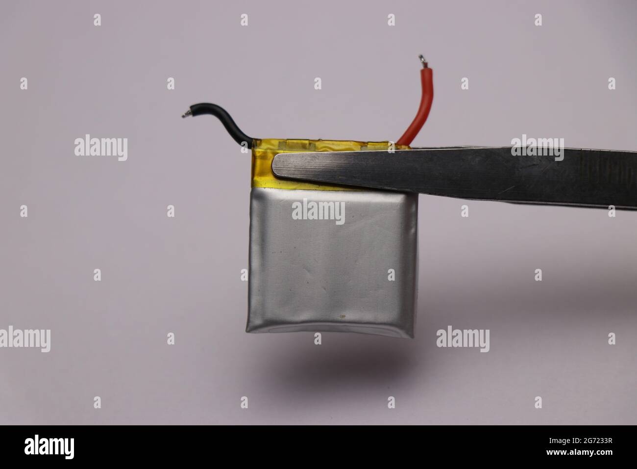 Lithium Polymer Akku Der Zur Versorgung Kleiner Elektronischer Gerate Verwendet Wird Die Auch Als Li Po Akku Bezeichnet Werden Stockfotografie Alamy