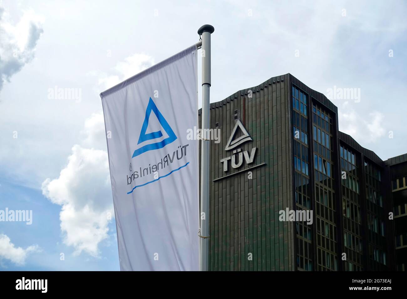 Tuv rheinland logo -Fotos und -Bildmaterial in hoher Auflösung – Alamy