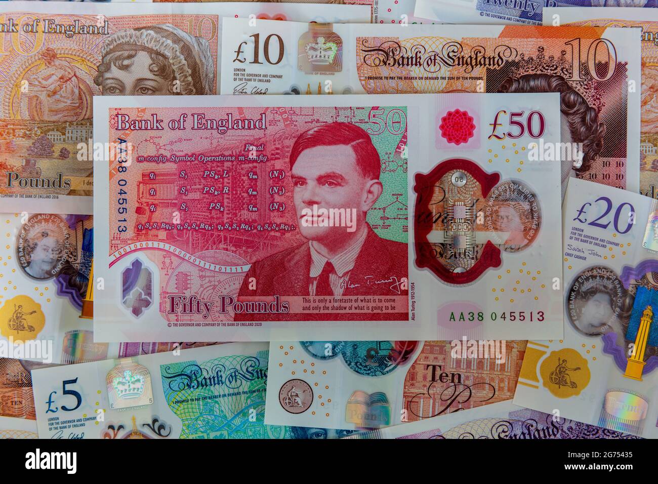 Bank of England neue Polymer £50 Banknote mit den anderen aktuellen Polymer-Banknoten im Hintergrund Stockfoto