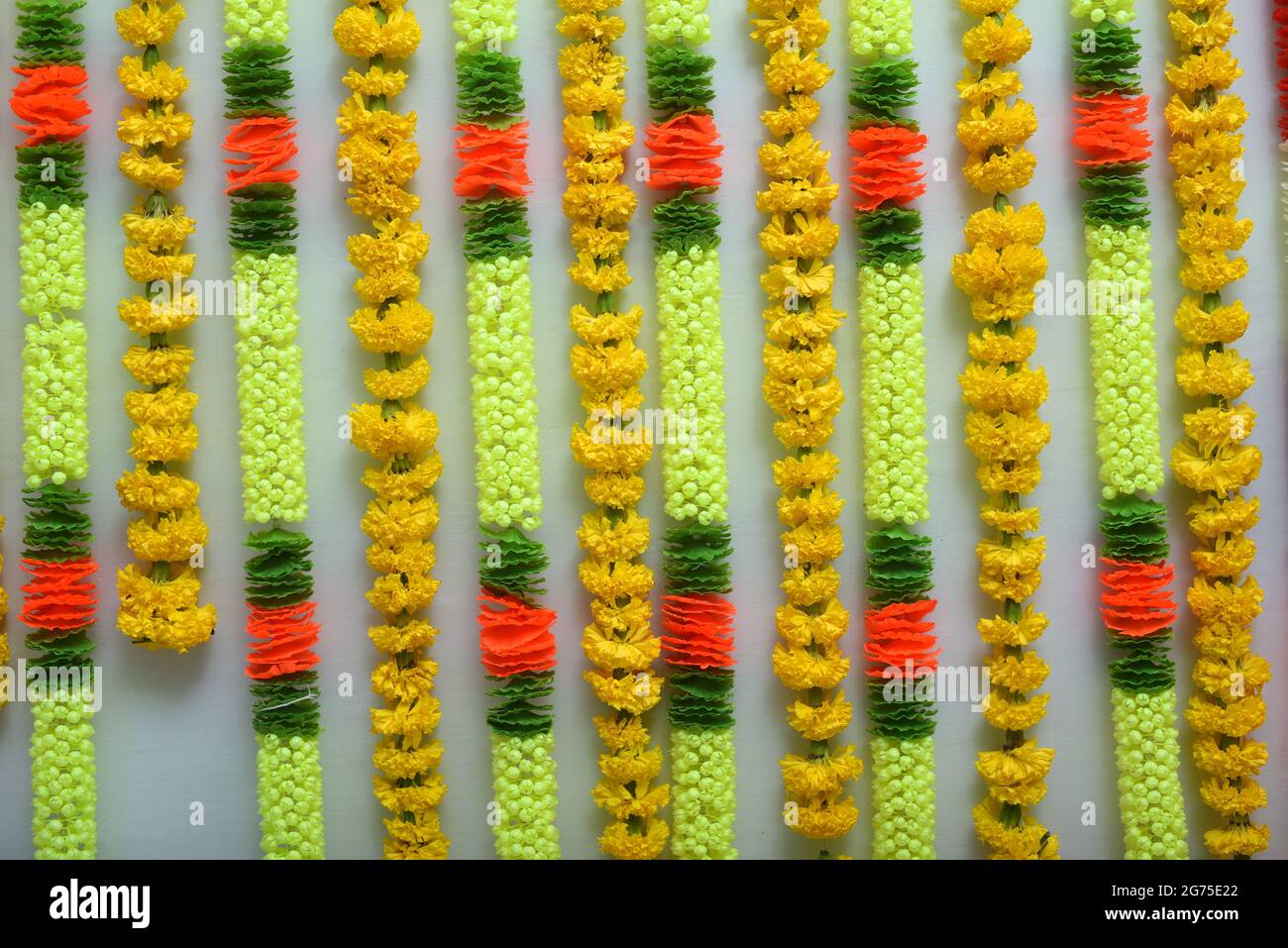 Schöne Und Natürliche Blumengirlande Stockfoto
