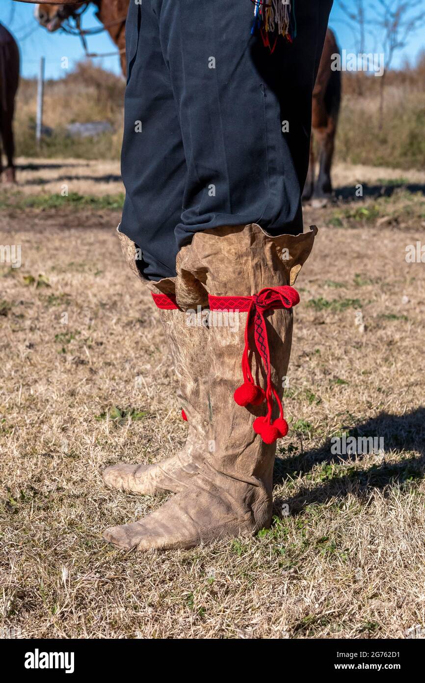Eine Nahaufnahme von colt Stiefeln eines argentinischen Gauchos Stockfoto