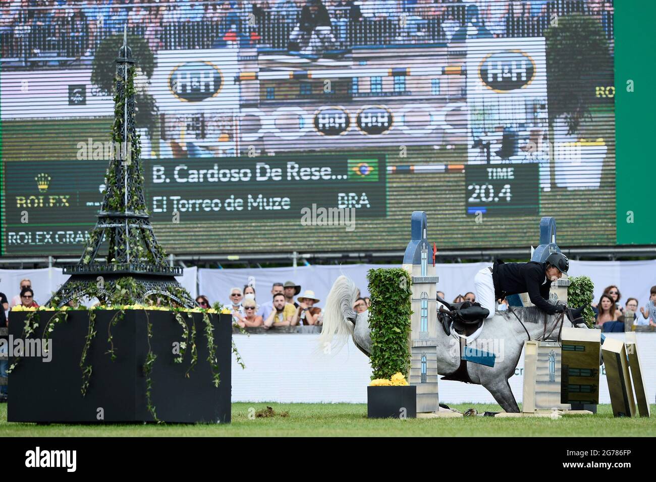 Bernardo Cardoso De Resende Alves reitet El Torreo de Muze während der Masters Chantilly 2021, FEI-Reitveranstaltung, Jumping CSI5 am 11. Juli 2021 im Chateau de Chantilly in Chantilly, Frankreich - Foto Christophe Bricot / DPPI Stockfoto