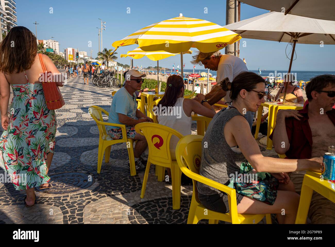 Strand Ipanema / Promenade Leblon, Rio de Janeiro, Brasilien - mit leica m10 beschossen Stockfoto