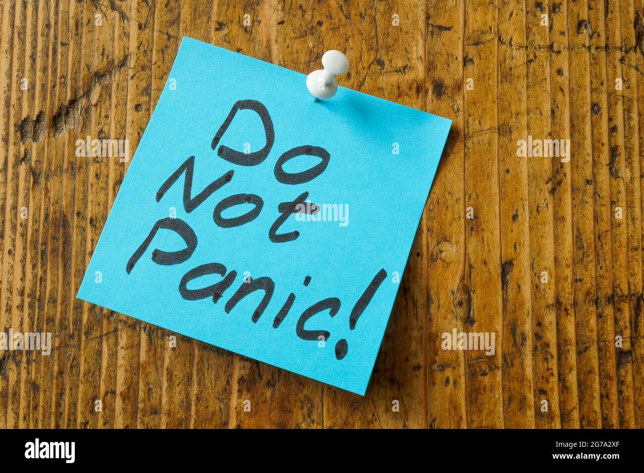 Kein Paniknotiz auf dem Aufkleber. Stockfoto
