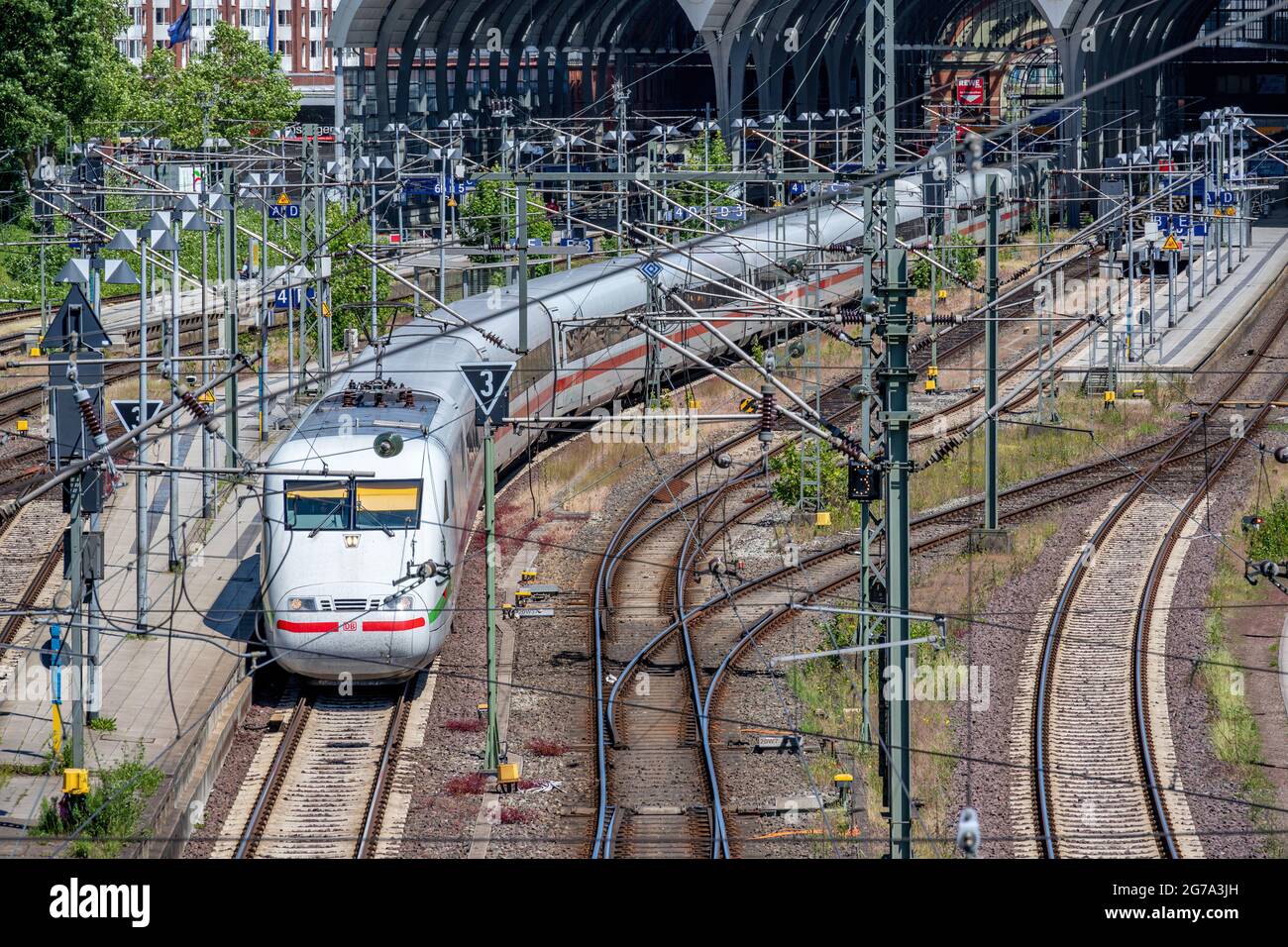 ICE 1 Hochgeschwindigkeitszug am Kieler Hauptbahnhof Stockfoto