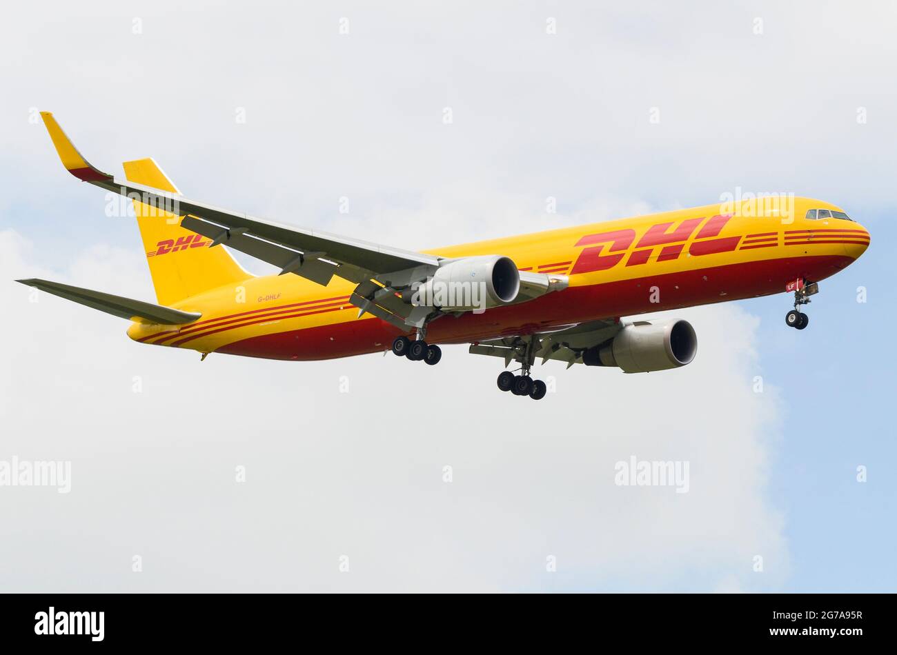 DHL Air Boeing 767 Frachttransport-Düsenflugzeug G-DHLF Landung. Frachtflugzeug Boeing 767. Deutsche Post, EAT Leipzig betriebene Fracht, Post-Airline Stockfoto
