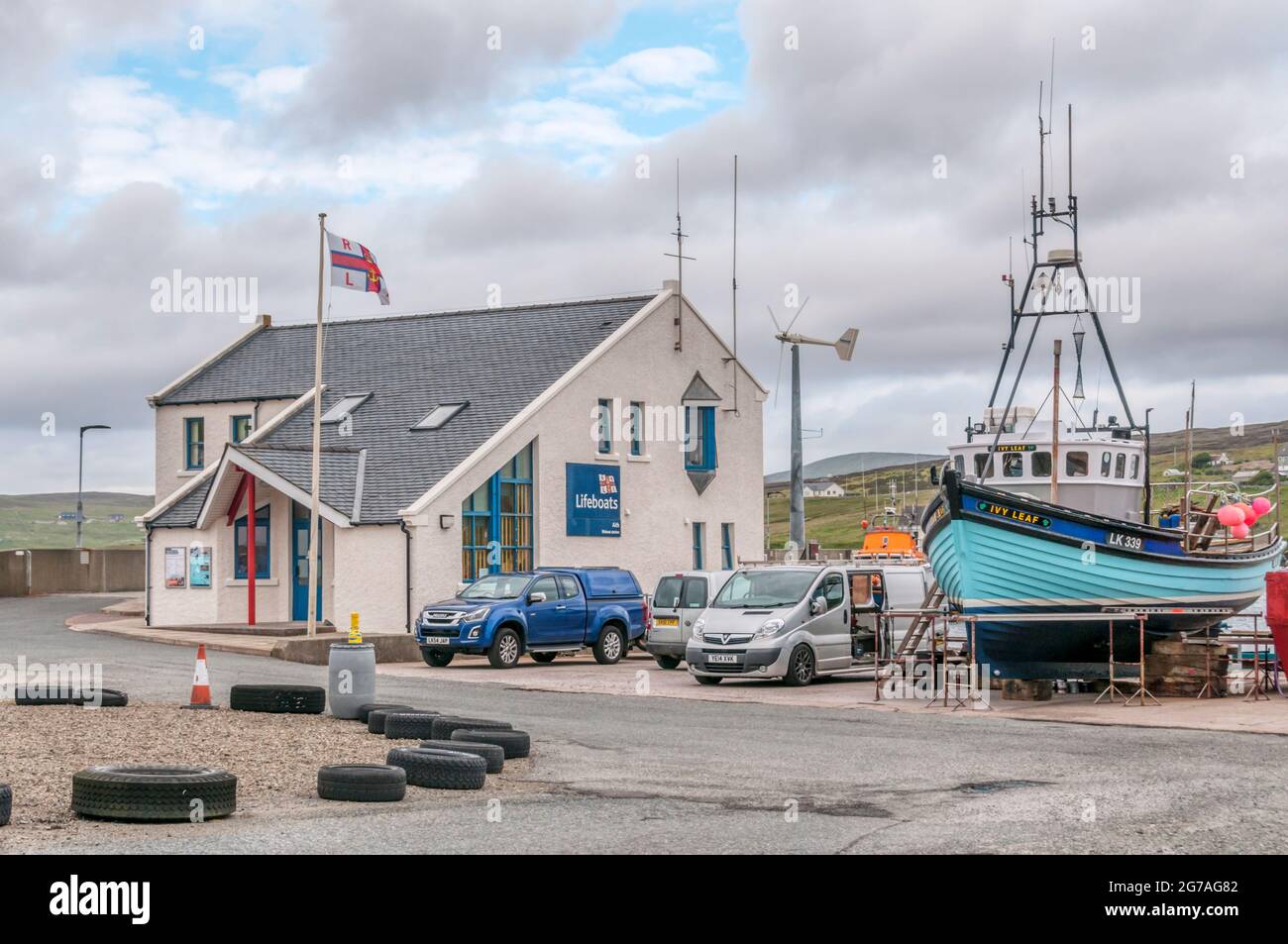 Aith Lifeboat Station auf dem Festland Shetland. Stockfoto
