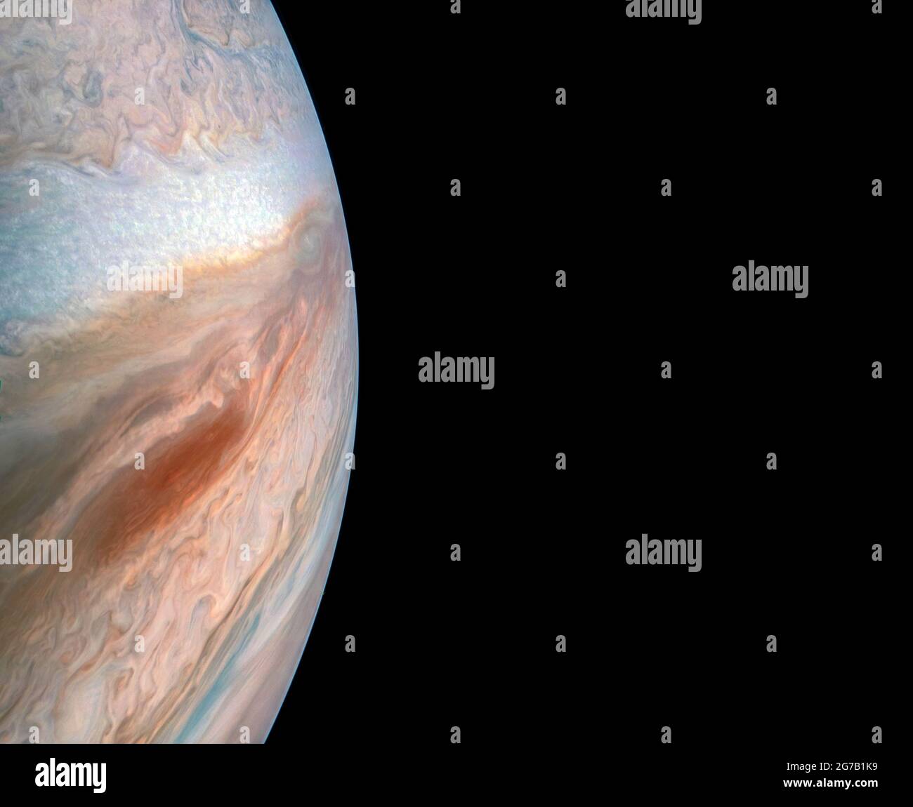 Jupiters südoquatorischer Gürtel wird in diesem farblich verbesserten Bild der Juno-Sonde der NASA aufgenommen. Eine optimierte und verbesserte Version eines NASA-Bildes / Credit NASA Stockfoto