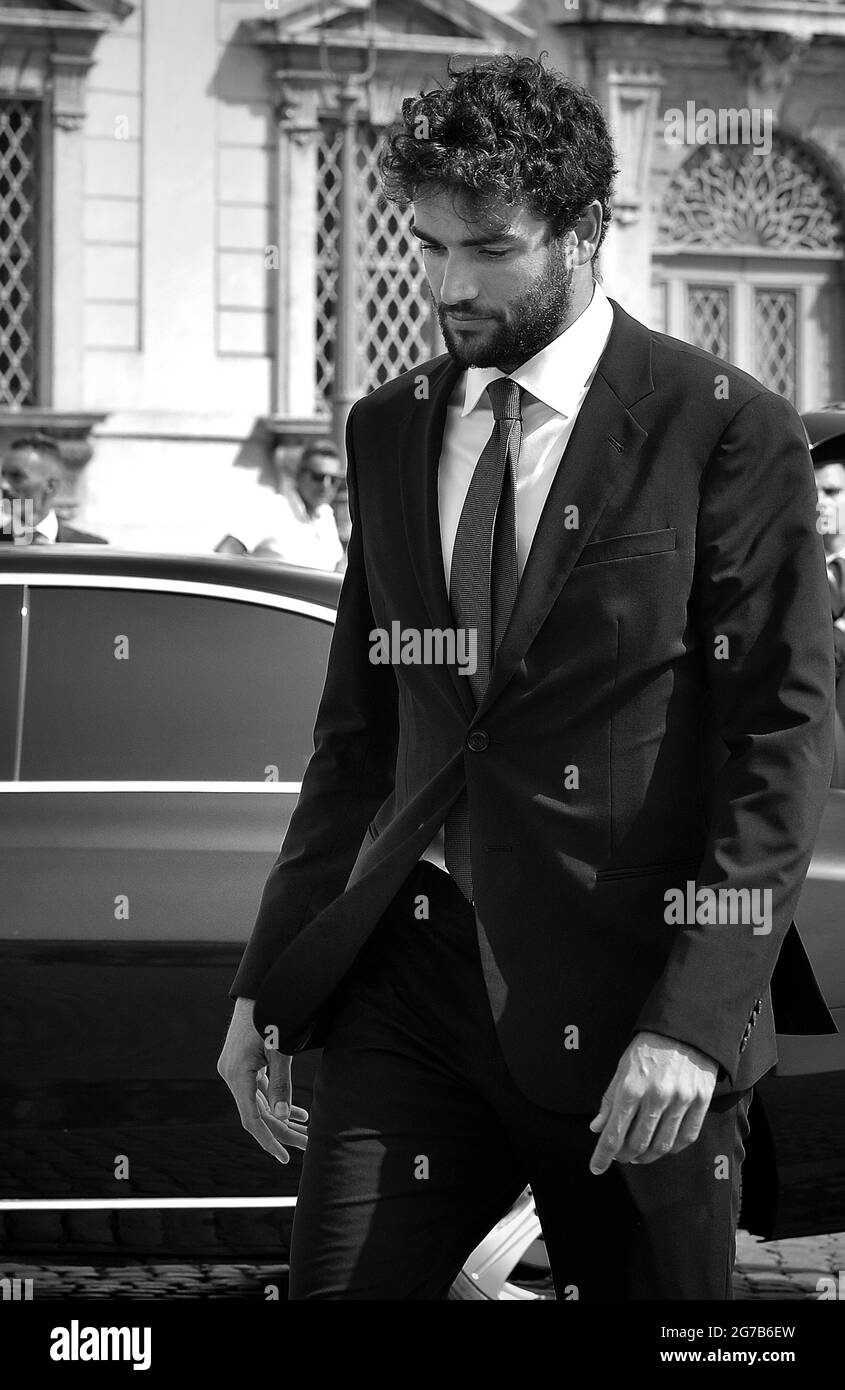 Rom, Italien. Juli 2021. Italiens Tennisspieler und Wimbledons 2021-Finalist Matteo Berrettini kommt am 12. Juli 2021 zusammen mit Spielern der italienischen Fußballnationalmannschaft zu einer Zeremonie im Präsidentenpalast Quirinale in Rom. Quelle: dpa/Alamy Live News Stockfoto