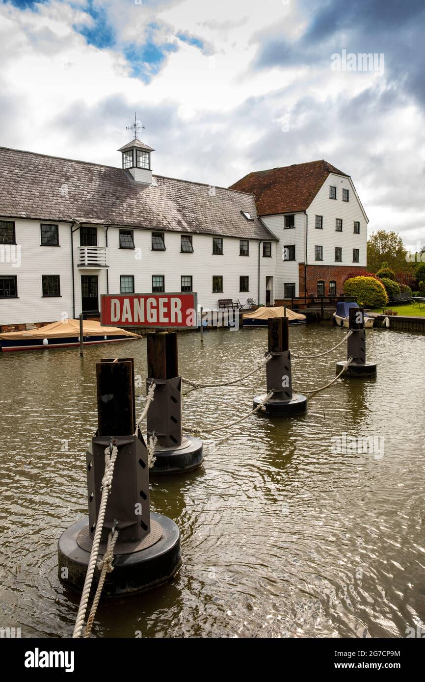 Großbritannien, England, Buckinghamshire, Hambleden Valley, Mill End, Wassermühle an der Themse Stockfoto