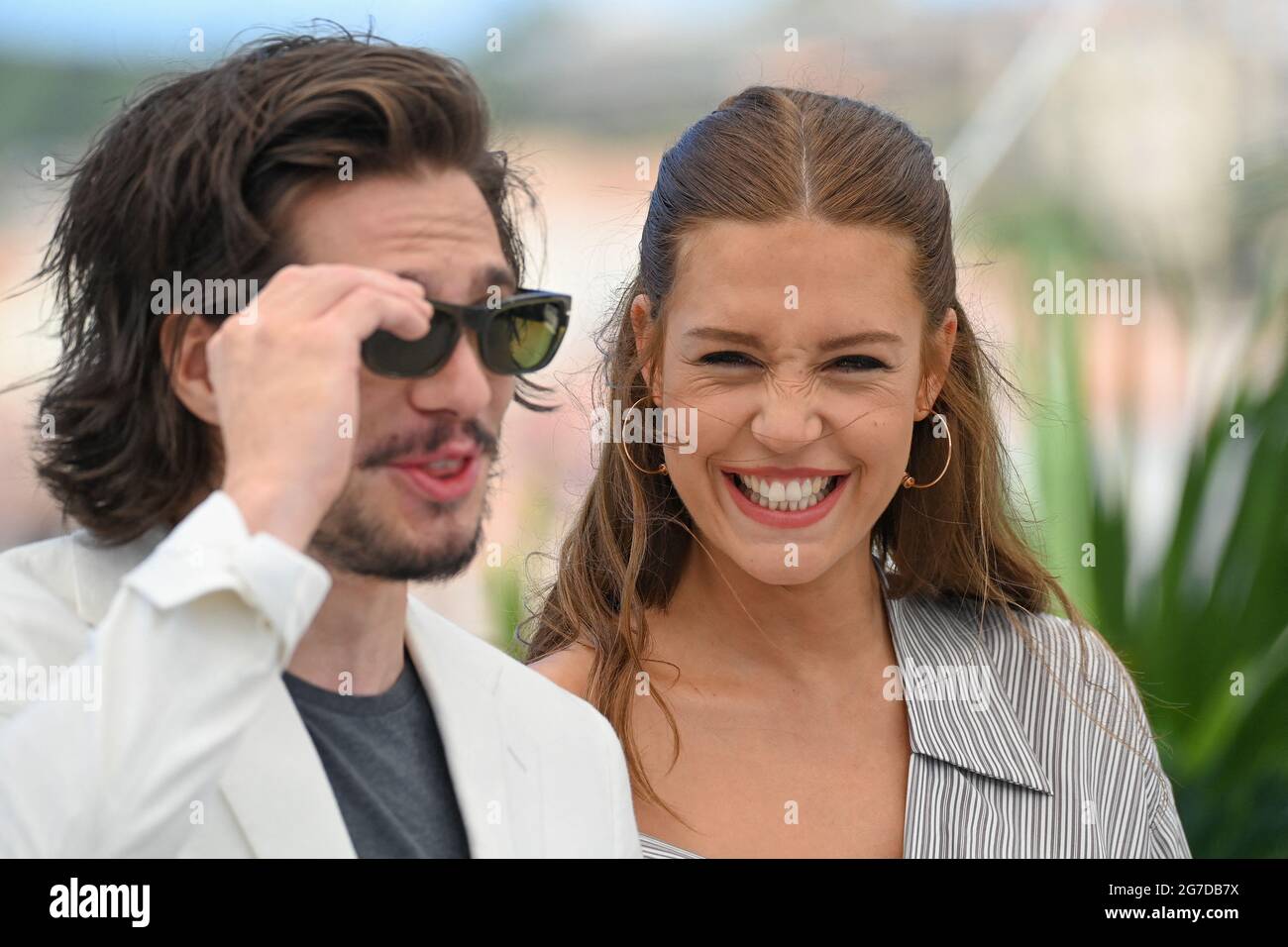 Francois Civil, Adele Exarchopoulos Teilnahme an der Fotoausstellung des Films Bac Nord während der 74. Filmfestspiele von Cannes am 13 2021. Juli in Cannes, Frankreich. Foto von Julien Reynaud/APS-Medias/ABACAPRESS.COM Stockfoto