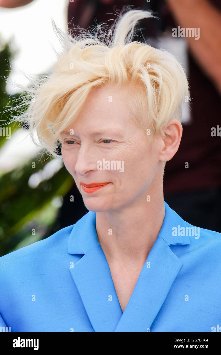 Palais des Festivals, Cannes, Frankreich. Juli 2021. Tilda Swinton posiert beim 'The French Dispatch' Photocall. Bild nach Kredit: Julie Edwards/Alamy Live News Stockfoto