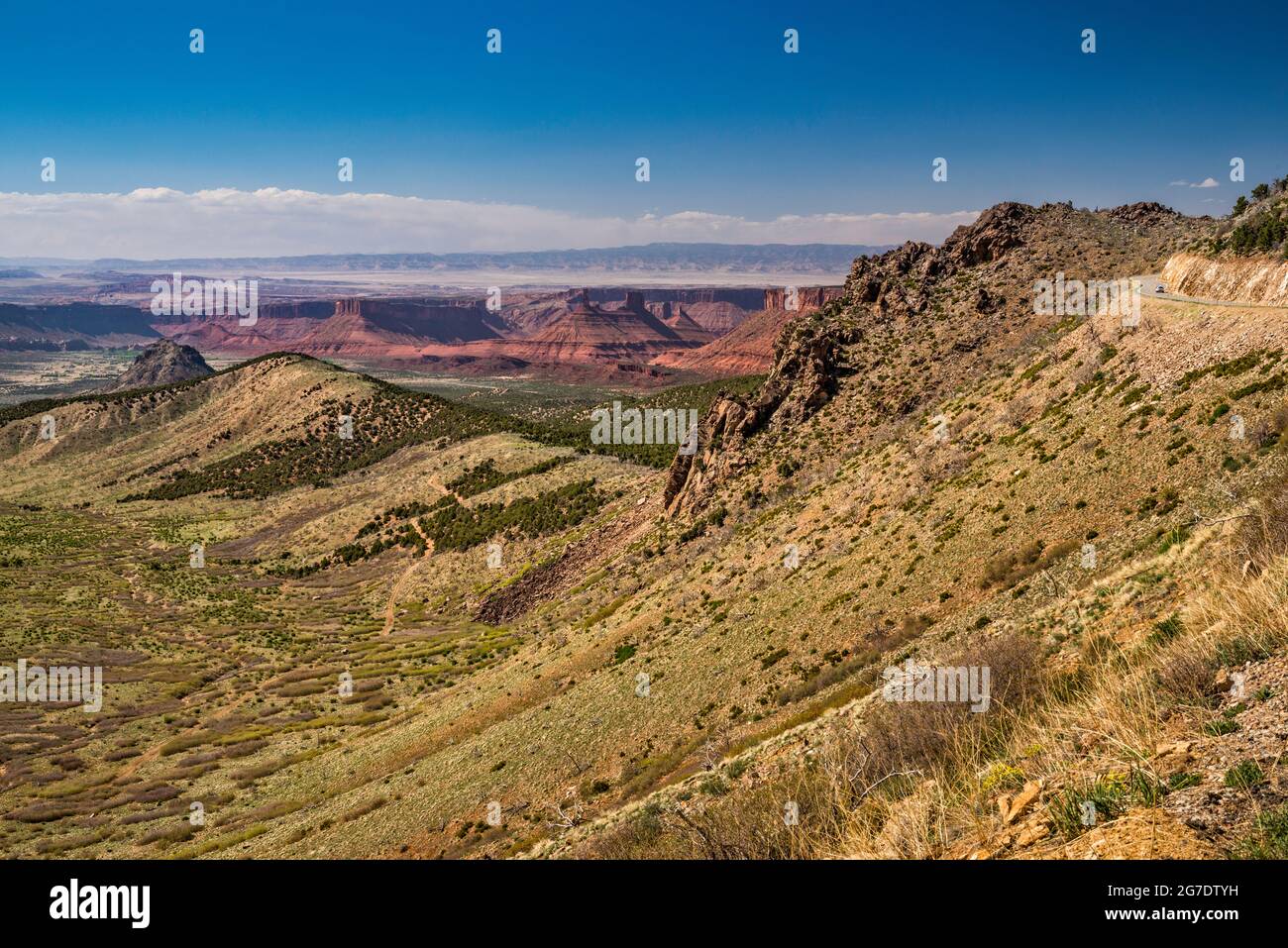 Castle Valley, Professor Valley in der Ferne, Blick von der La Sal Mountain Loop Road, in der Nähe von Moab, La Sal Mountains, Utah, USA Stockfoto