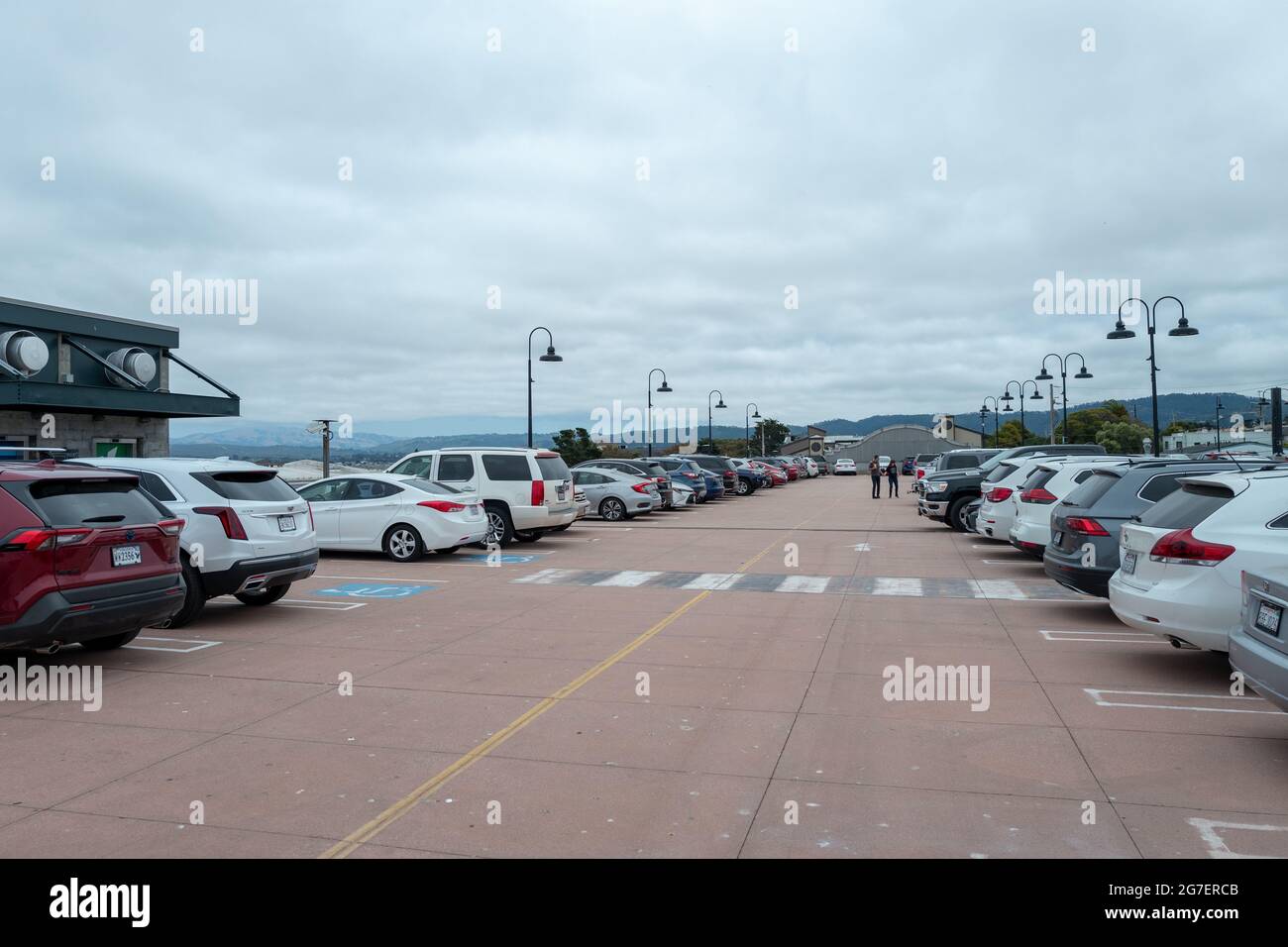 Parkplatz in Monterey, Kalifornien, Juli 2021. () Stockfoto