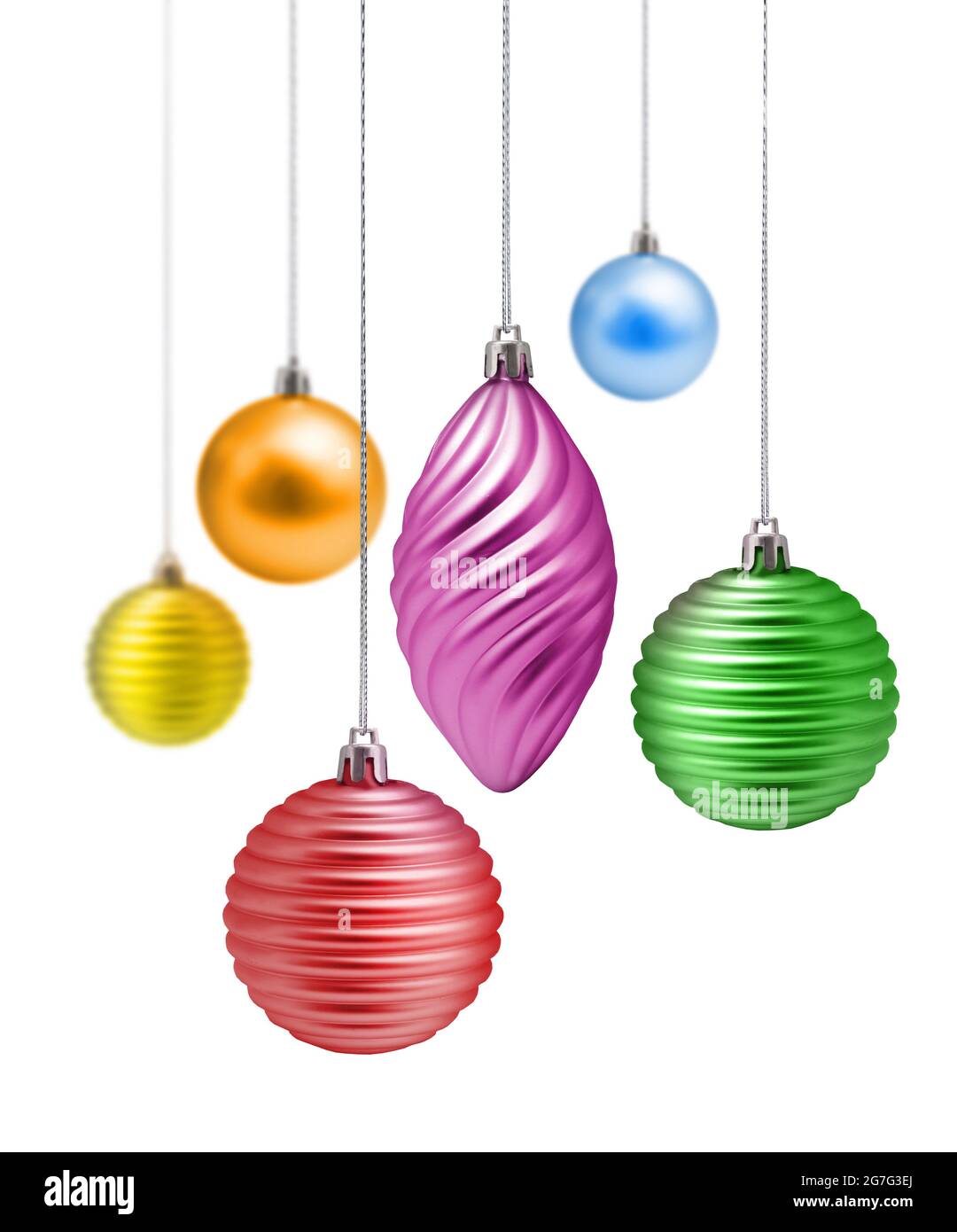 Weihnachtsdekoration in Metallic-Regenbogenfarben auf weißem Hintergrund Stockfoto