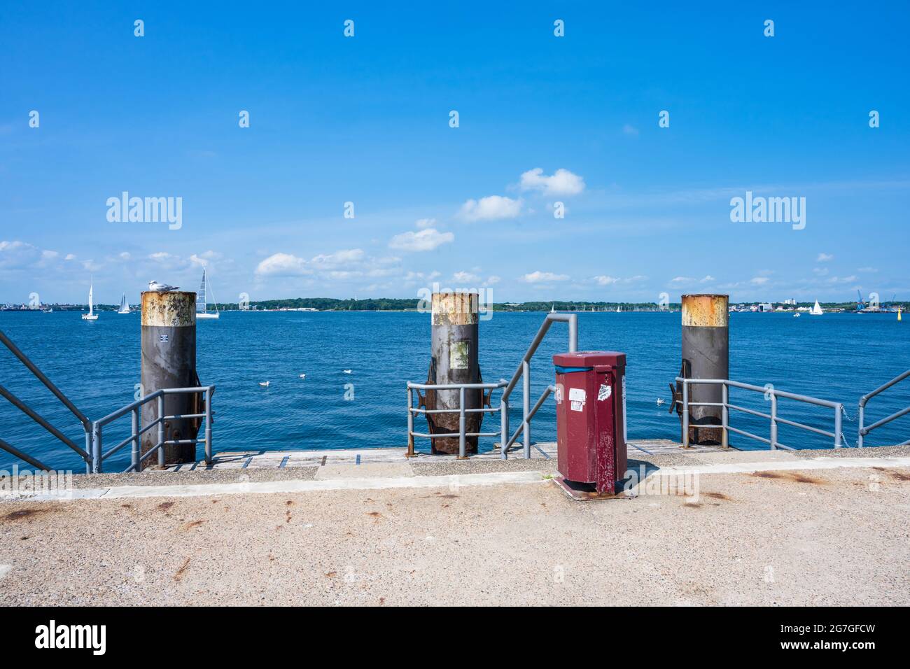 Anlegestelle für Personenfähren der Kieler Förderschifffahrt entlang der Kieler Förde bis Laboe Stockfoto