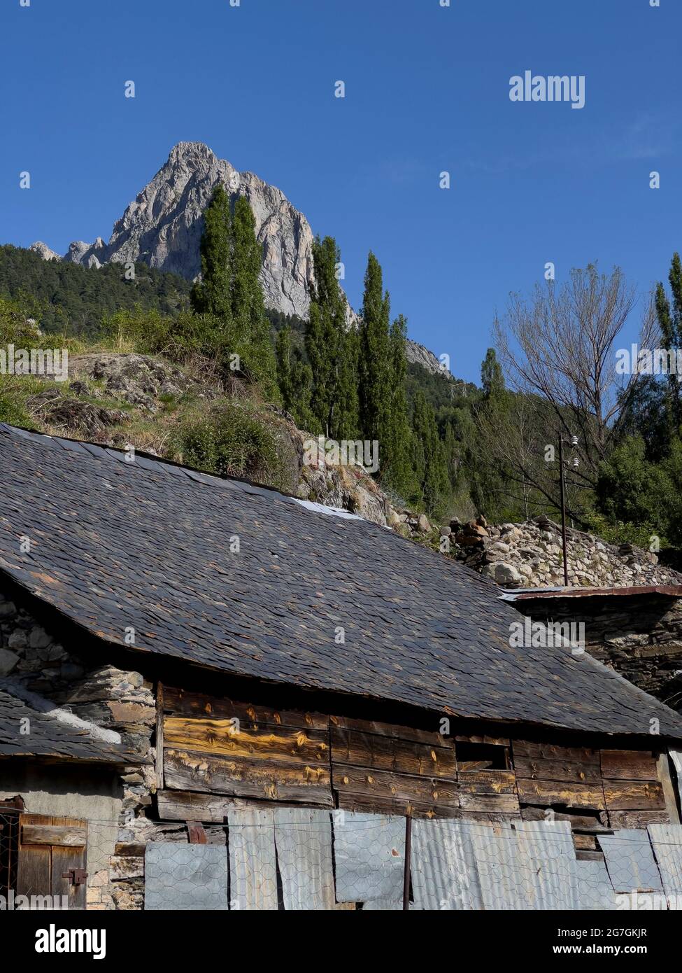 Schiefer Dach typisch, Sallent de Gallego, Tena Tal, Huesca Provinz Aragon Pyrenäen, Spanien, Europa Stockfoto