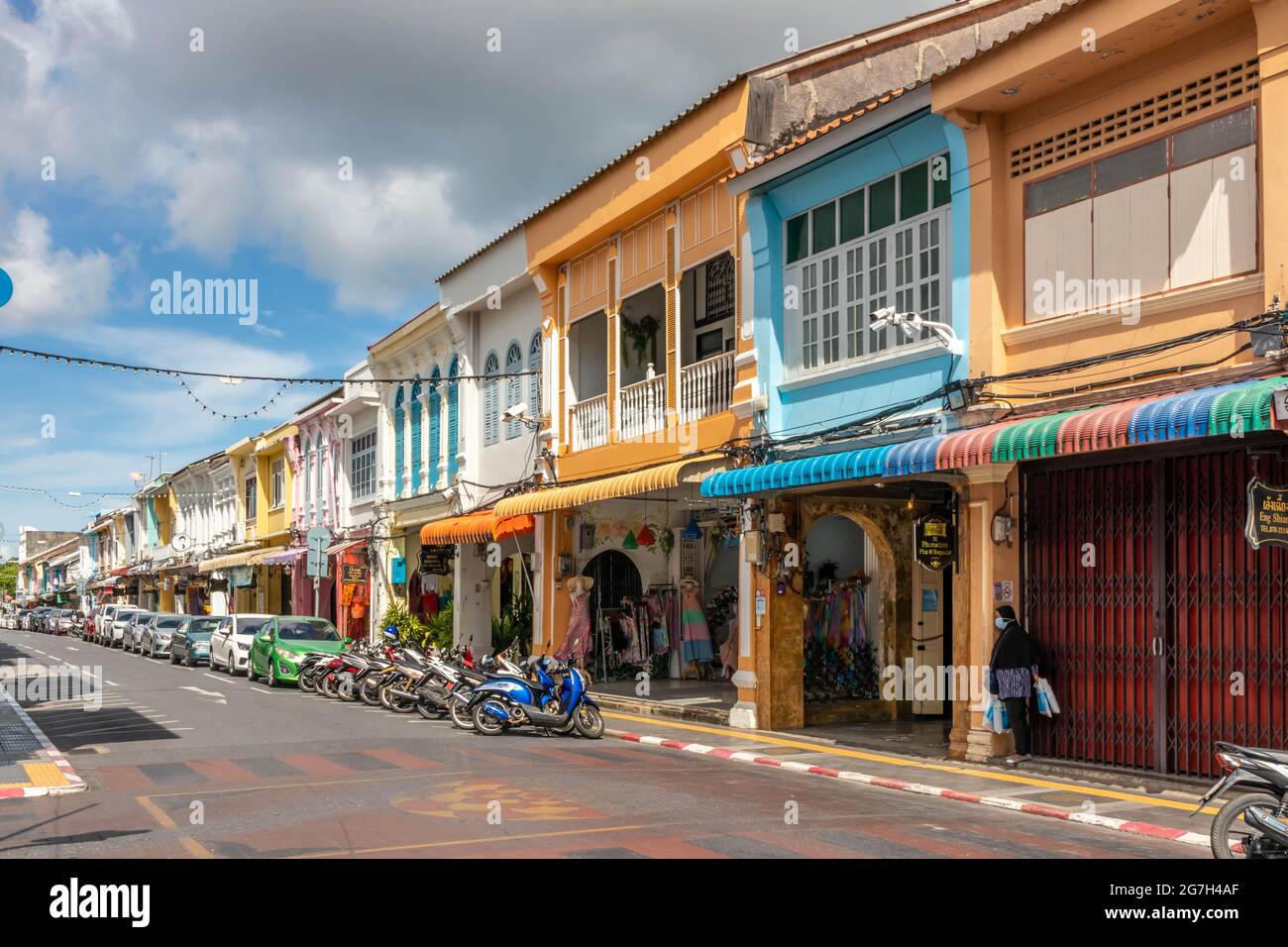 Blick auf die Thalang Road, Altstadt von Phuket, Thailand Stockfoto