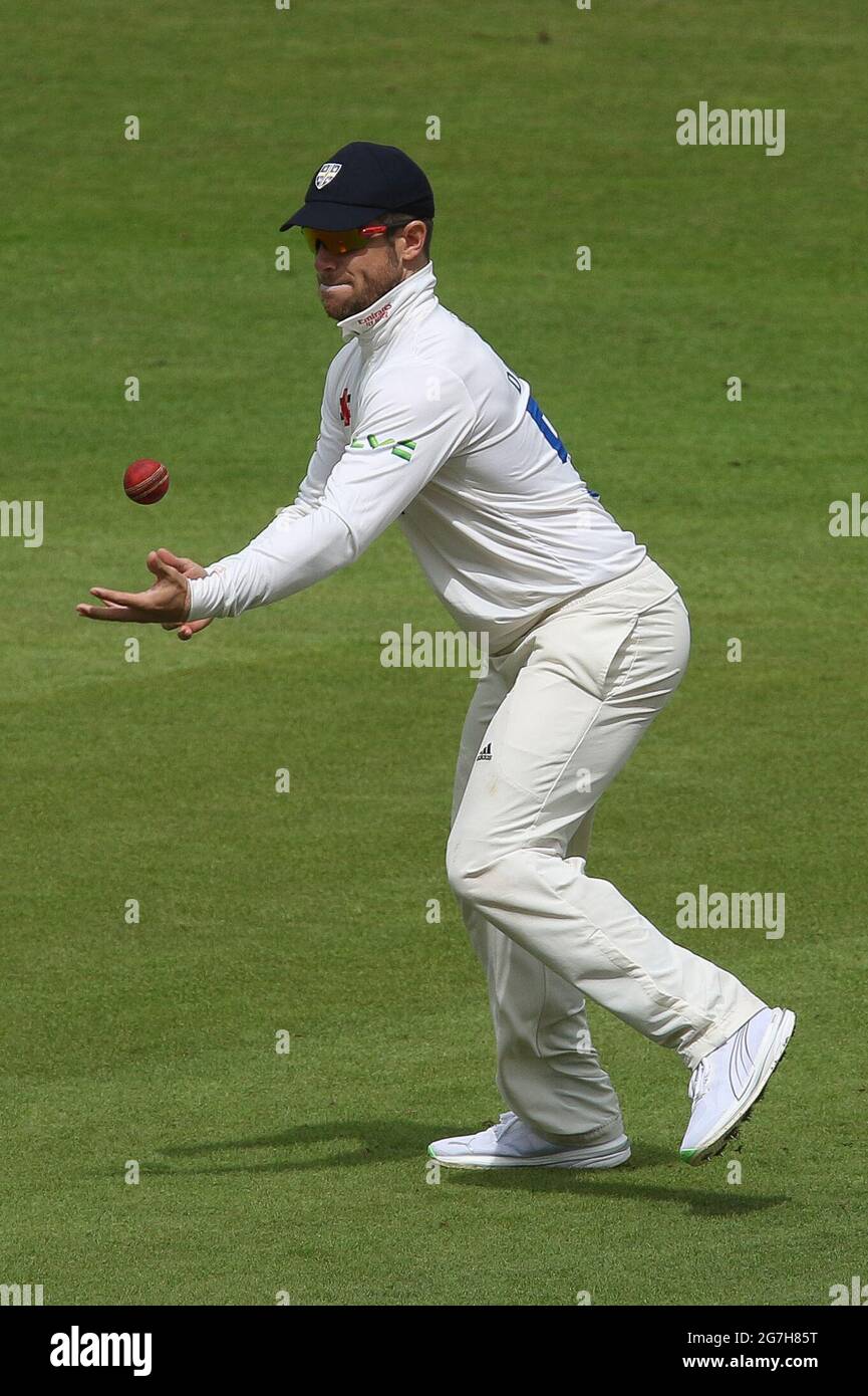 CHESTER LE STREET, GROSSBRITANNIEN. 14. JULI Sean Dickson von Durham Fields während des LV= County Championship-Spiels zwischen dem Durham County Cricket Club und Nottinghamshire am Mittwoch, den 14. Juli 2021, in Emirates Riverside, Chester le Street. (Kredit: Will Matthews | MI News) Kredit: MI News & Sport /Alamy Live News Stockfoto