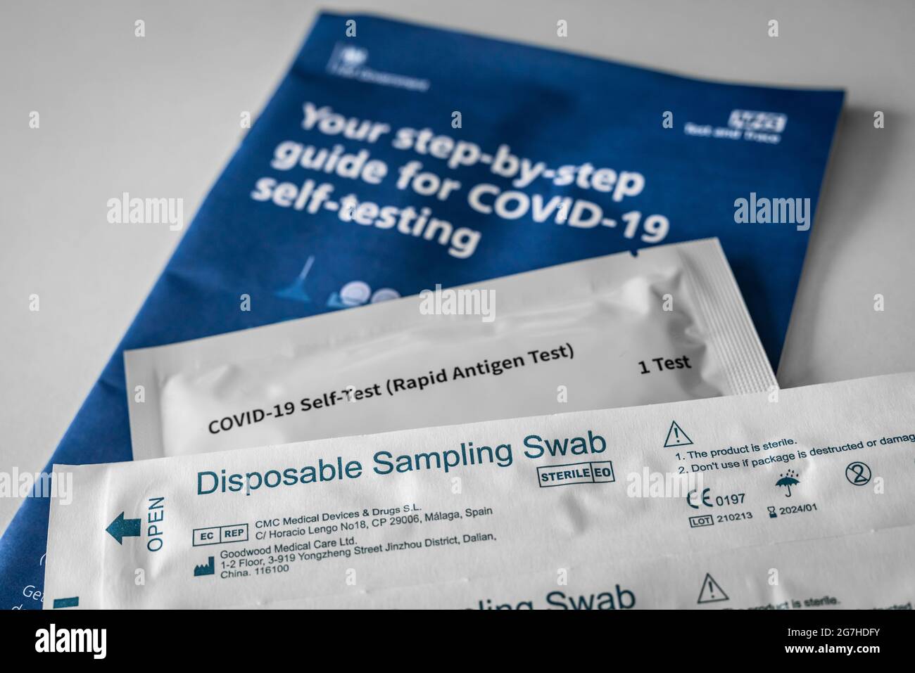 COVID-19 Selbsttest – NHS-Bild (Rapid Antigen Test) Stockfoto