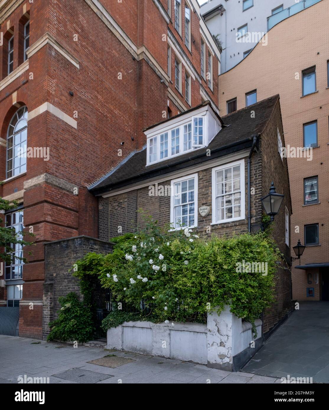 Die Hopton Street Nr. 61 (1702) ist das zweitälteste Haus in Bankside und hat die Sanierung des jetzt unter Denkmalschutz stehenden Gebiets überlebt. Stockfoto