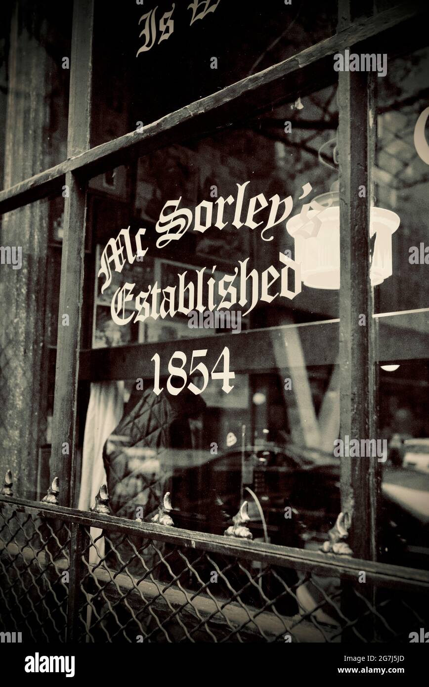 McSorleys Old Ale House wurde 1854 in New York City, New York, USA, gegründet Stockfoto