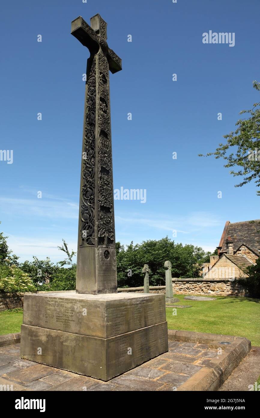 Das denkmalgeschützte Durham Light Infantry Cross in der Nähe der Kathedrale von Durham, das Soldaten des Regiments gewidmet ist, die im 2. Burenkrieg (1899-1902) starben. Stockfoto