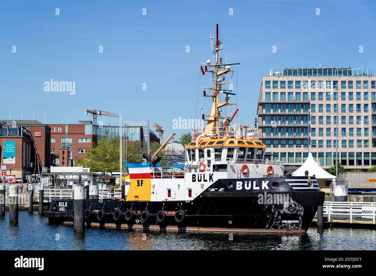 Schlepper BÜLK im Hafen von Kiel Stockfoto
