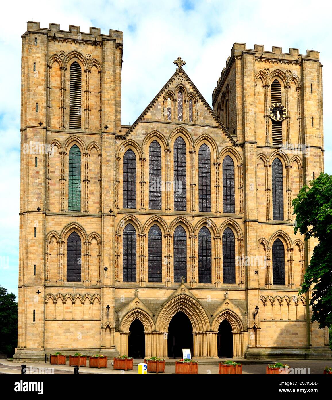Ripon Cathedral, Westfront, mittelalterlich, englisch, Kathedralen, Yorkshire Stockfoto