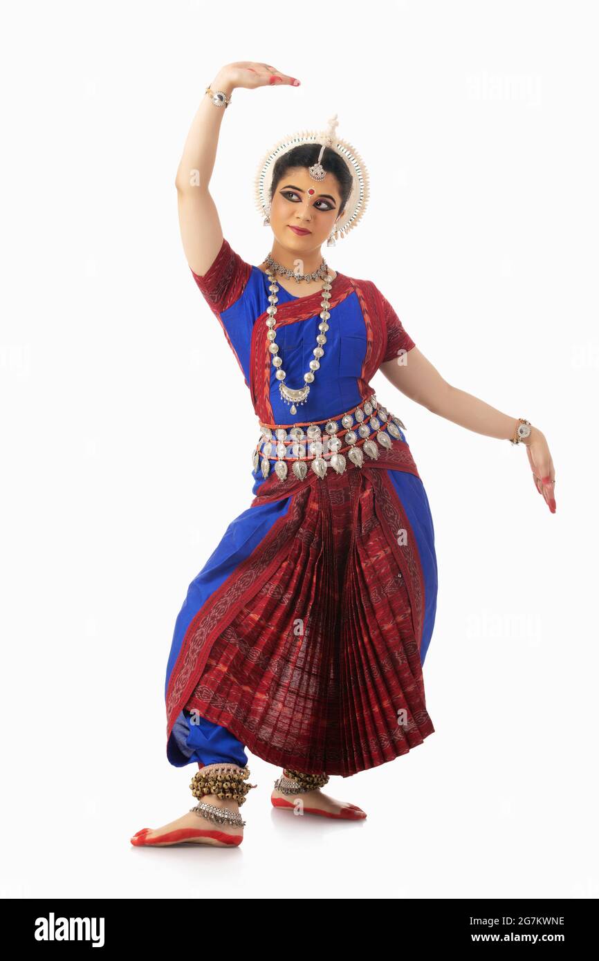 Odissi Tänzerin mit Tribhangi Mudra Stockfoto